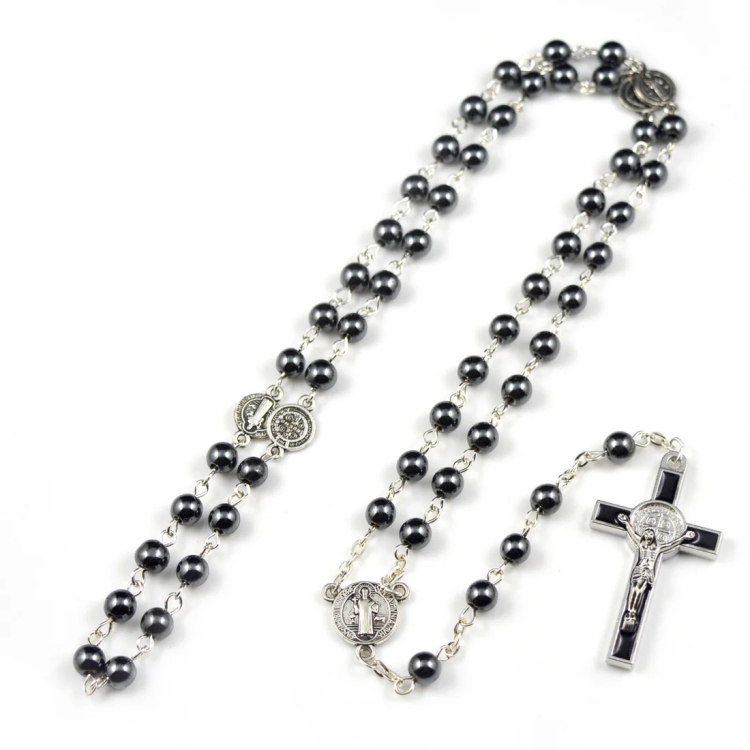 How to Buy a Black Rosary Necklace That’s Durable and Long-Lasting